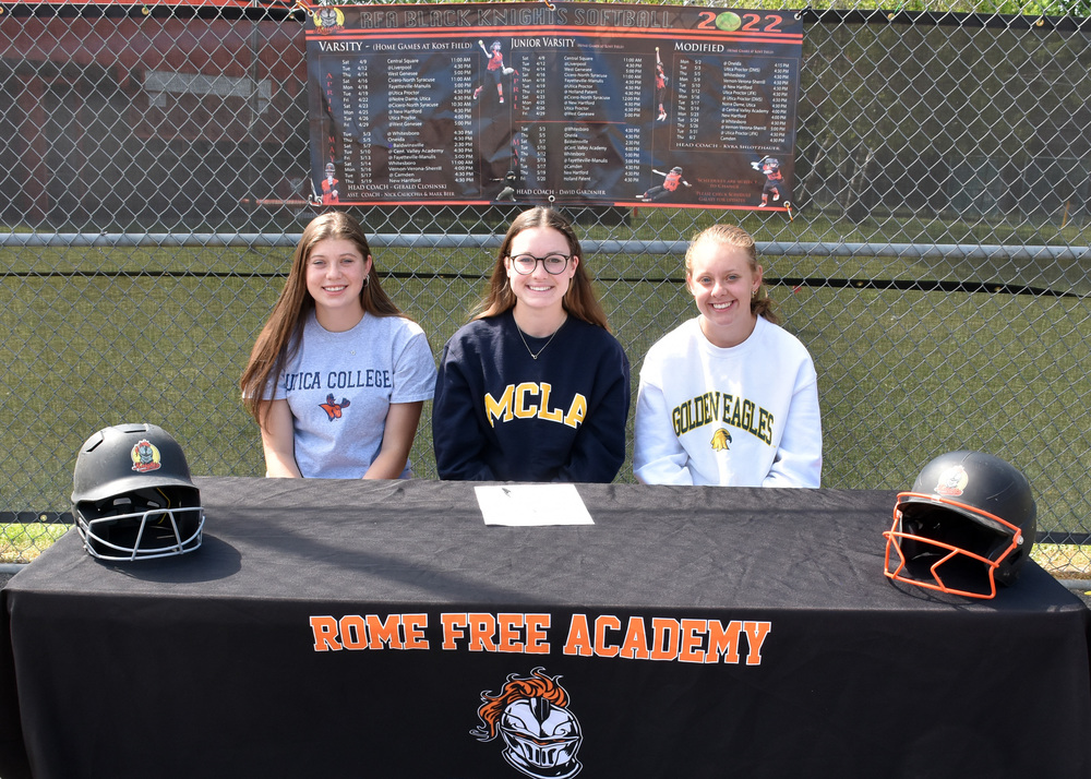 Three RFA Seniors Sign their Letter of Intent 